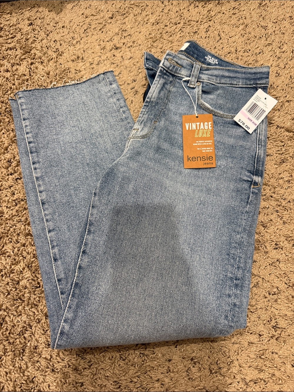 Kensie women’s 6/28 Blue Vintage Luxe Straight Jeans NWT
